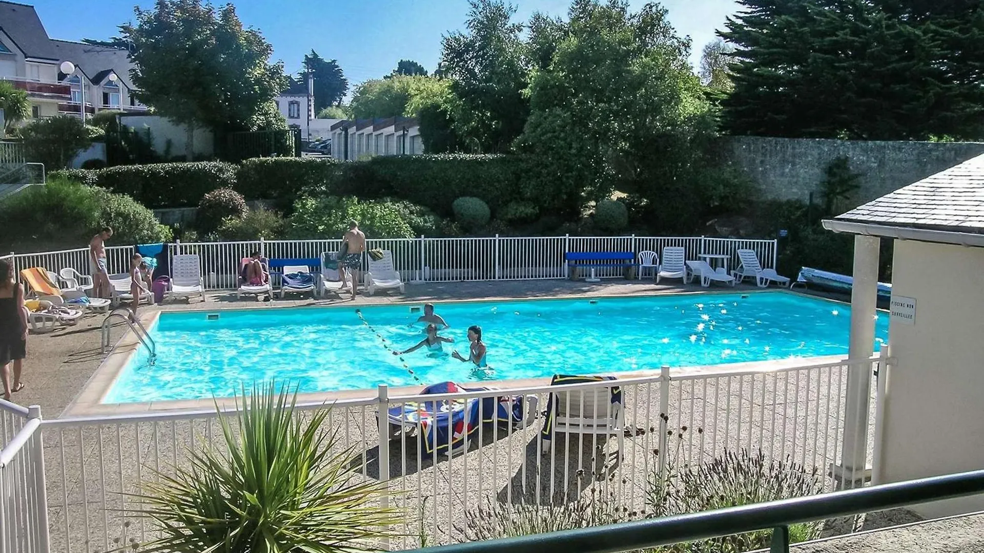 Etel - Duplex 3 Pieces Avec Piscine, Parking Et Balcon A 600M De La Plage - Fr-1-479-176 0*,